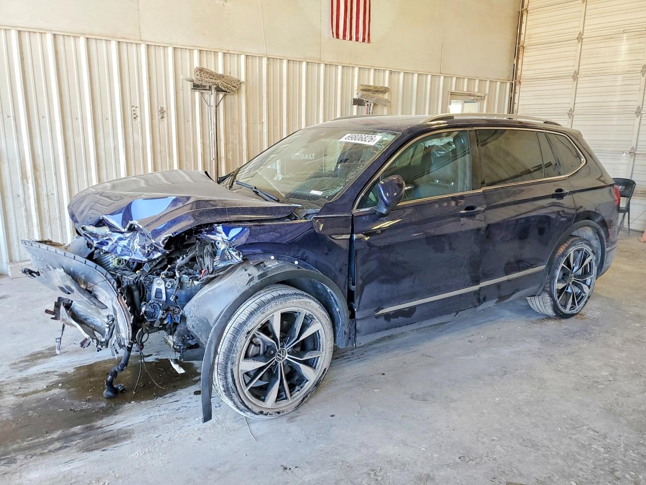 2023 VOLKSWAGEN TIGUAN SEL R-LINE BLACK | 3VV4B7AX4PM074398 | UPCARS