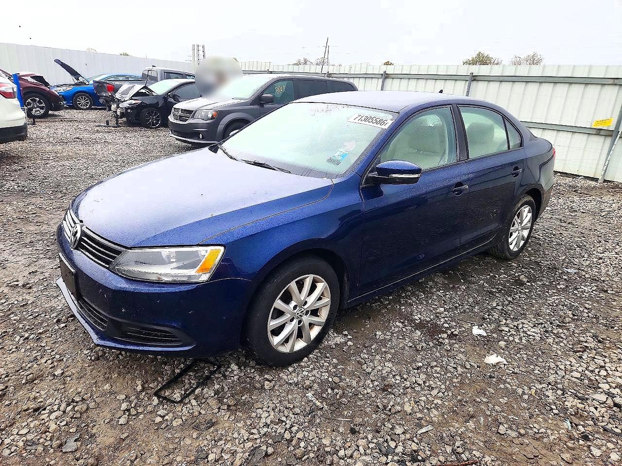 2011 VOLKSWAGEN JETTA SE | 3VWDZ7AJ3BM051710 | UPCARS