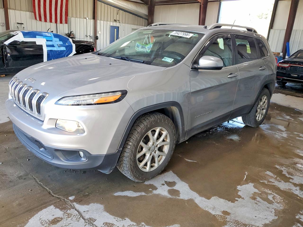 2015 JEEP CHEROKEE LATITUDE | 1C4PJMCS8FW577011 | UPCARS