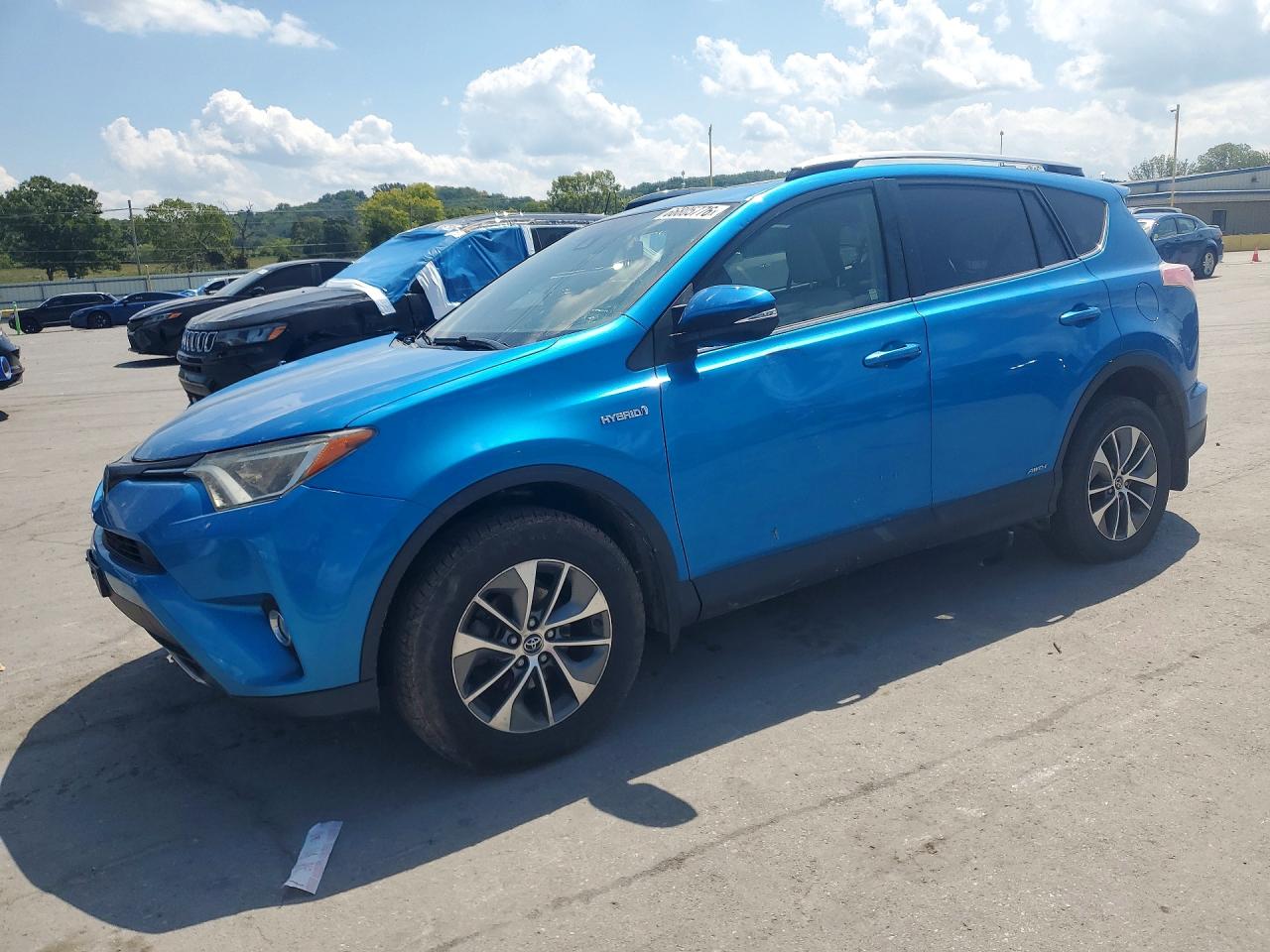 2018 TOYOTA RAV4 XLE | JTMRJREV4JD249134 | UPCARS