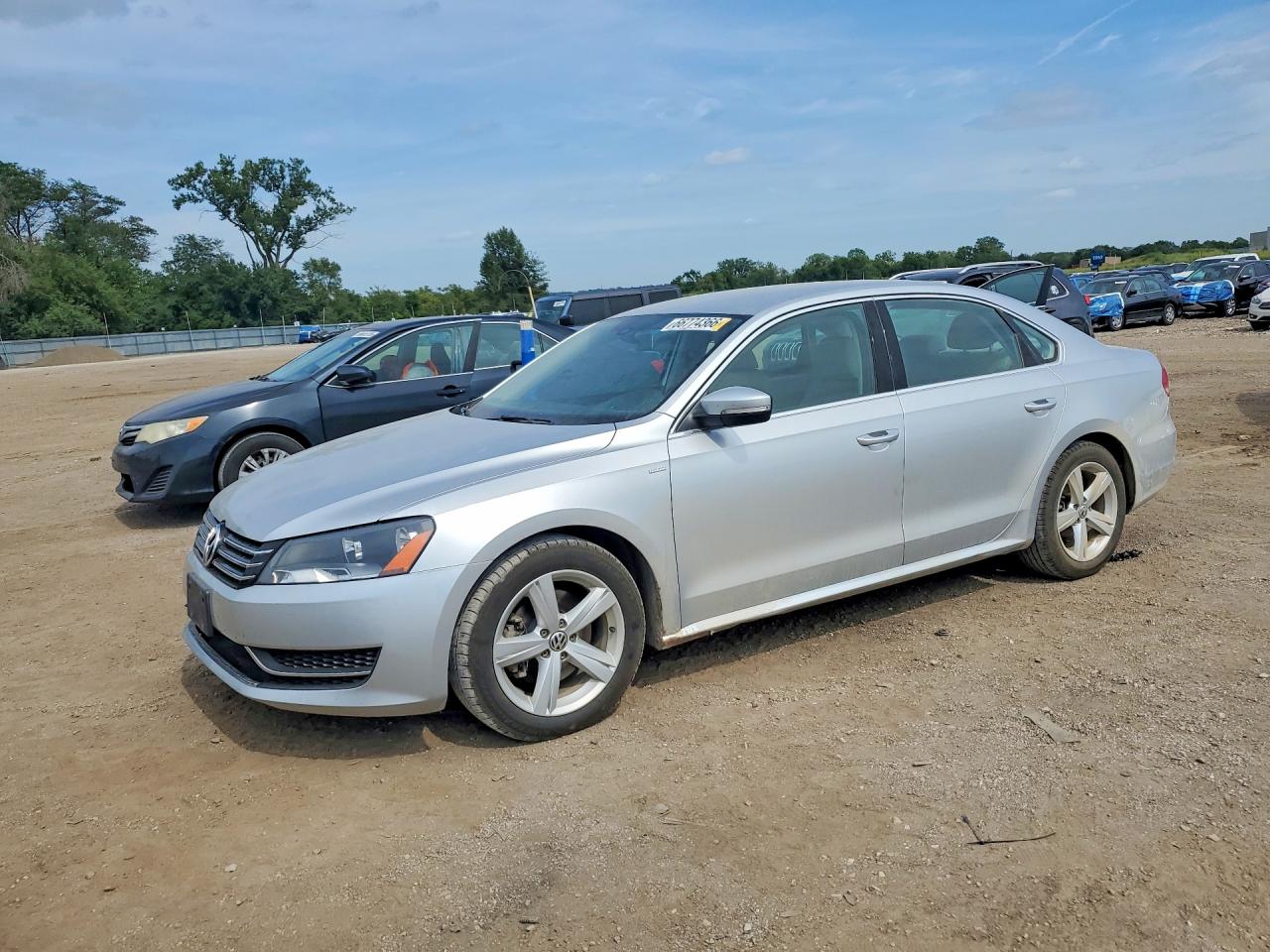 2014 VOLKSWAGEN PASSAT S | 1VWAT7A33EC025703 | UPCARS