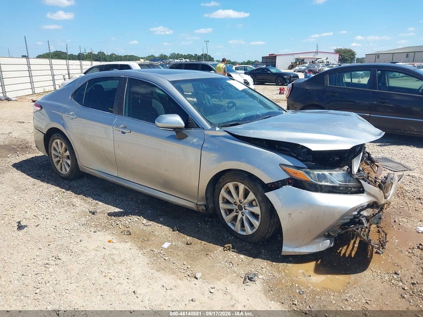 2019 TOYOTA CAMRY LE | 4T1B11HK7KU782211 | UPCARS