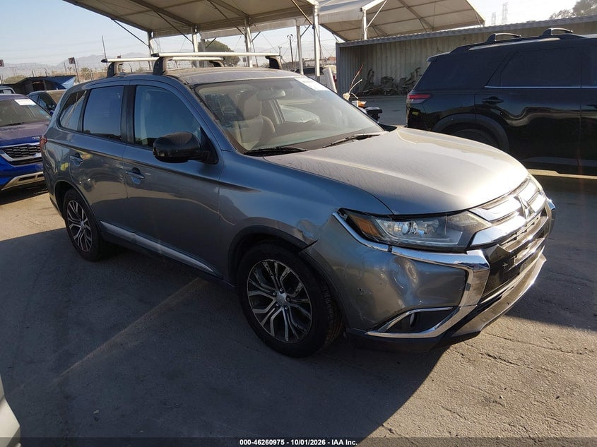 2018 MITSUBISHI OUTLANDER ES | JA4AD2A37JZ005412 | UPCARS