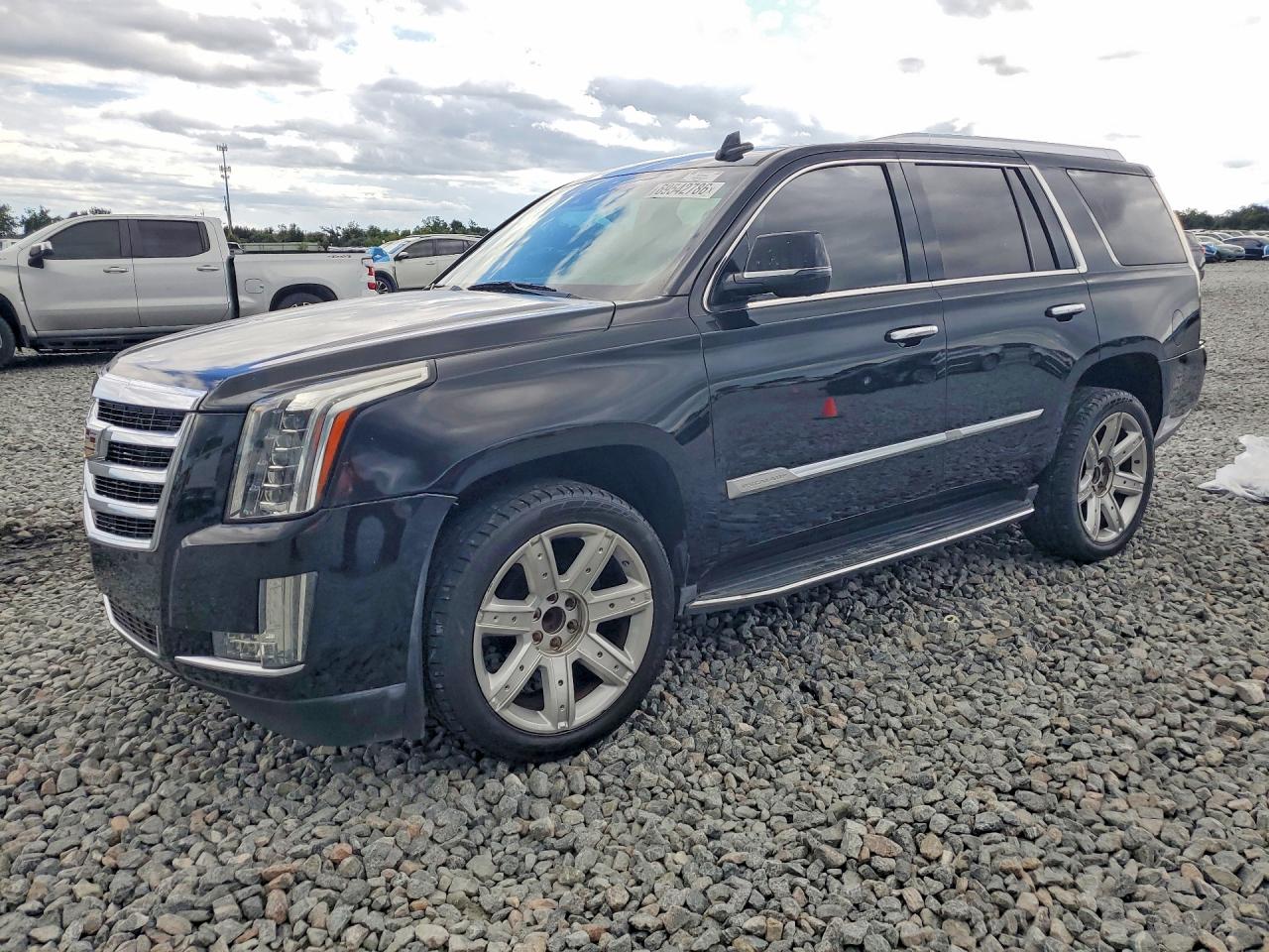 2016 CADILLAC ESCALADE LUXURY | 1GYS3BKJ9GR456581 | UPCARS