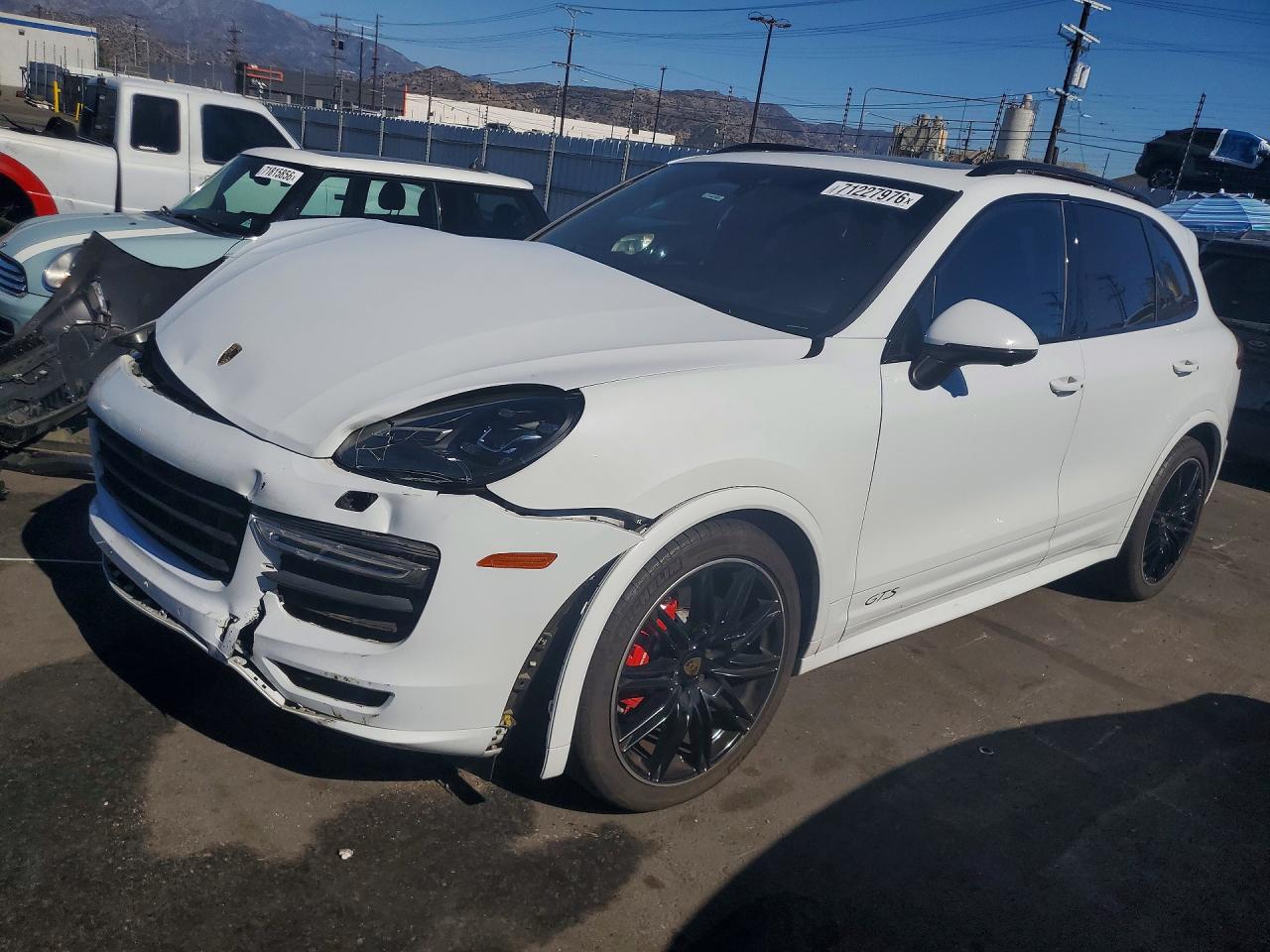 2016 PORSCHE CAYENNE GTS | WP1AD2A25GLA73036 | UPCARS