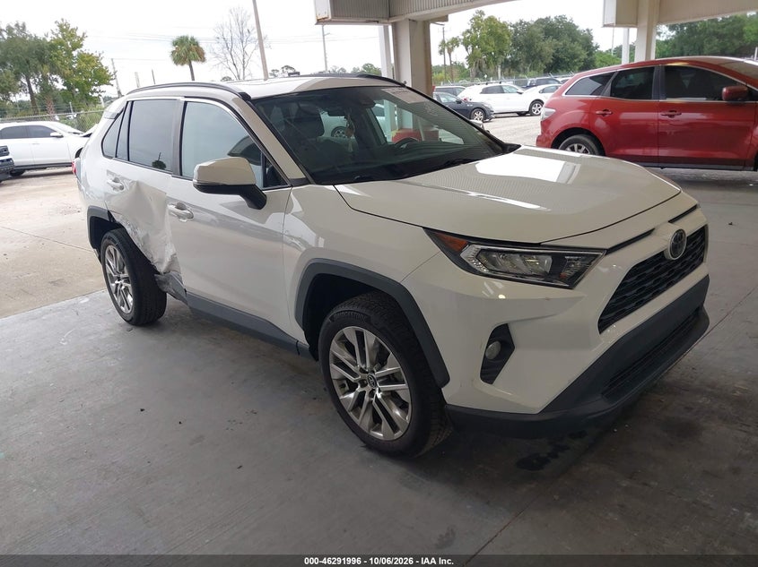 2020 TOYOTA RAV4 XLE PREMIUM | 2T3C1RFV2LW094514 | UPCARS