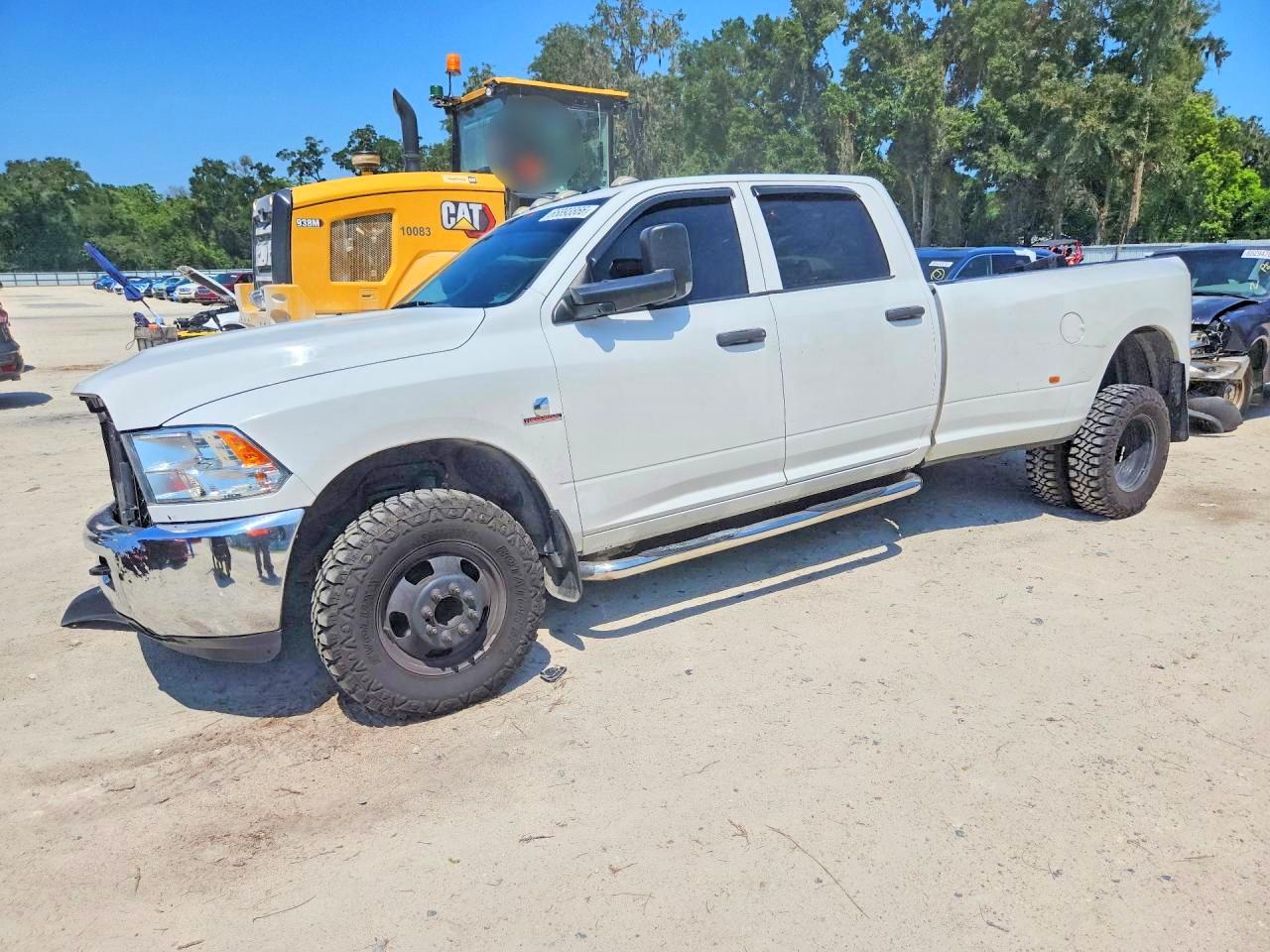 2018 RAM 3500 ST | 3C63RRGL0JG339269 | UPCARS