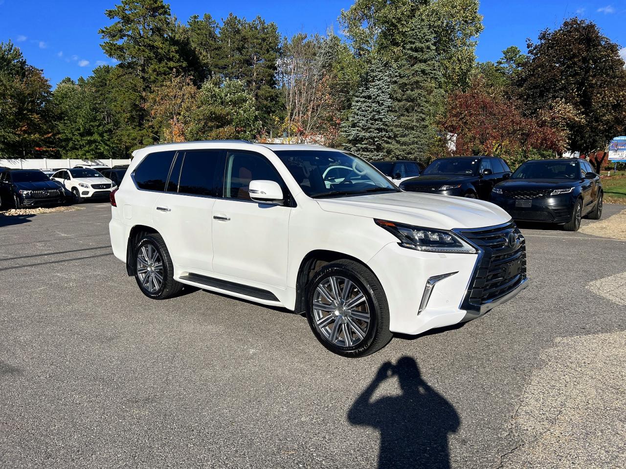 2016 LEXUS LX 570 | JTJHY7AX0G4207049 | UPCARS
