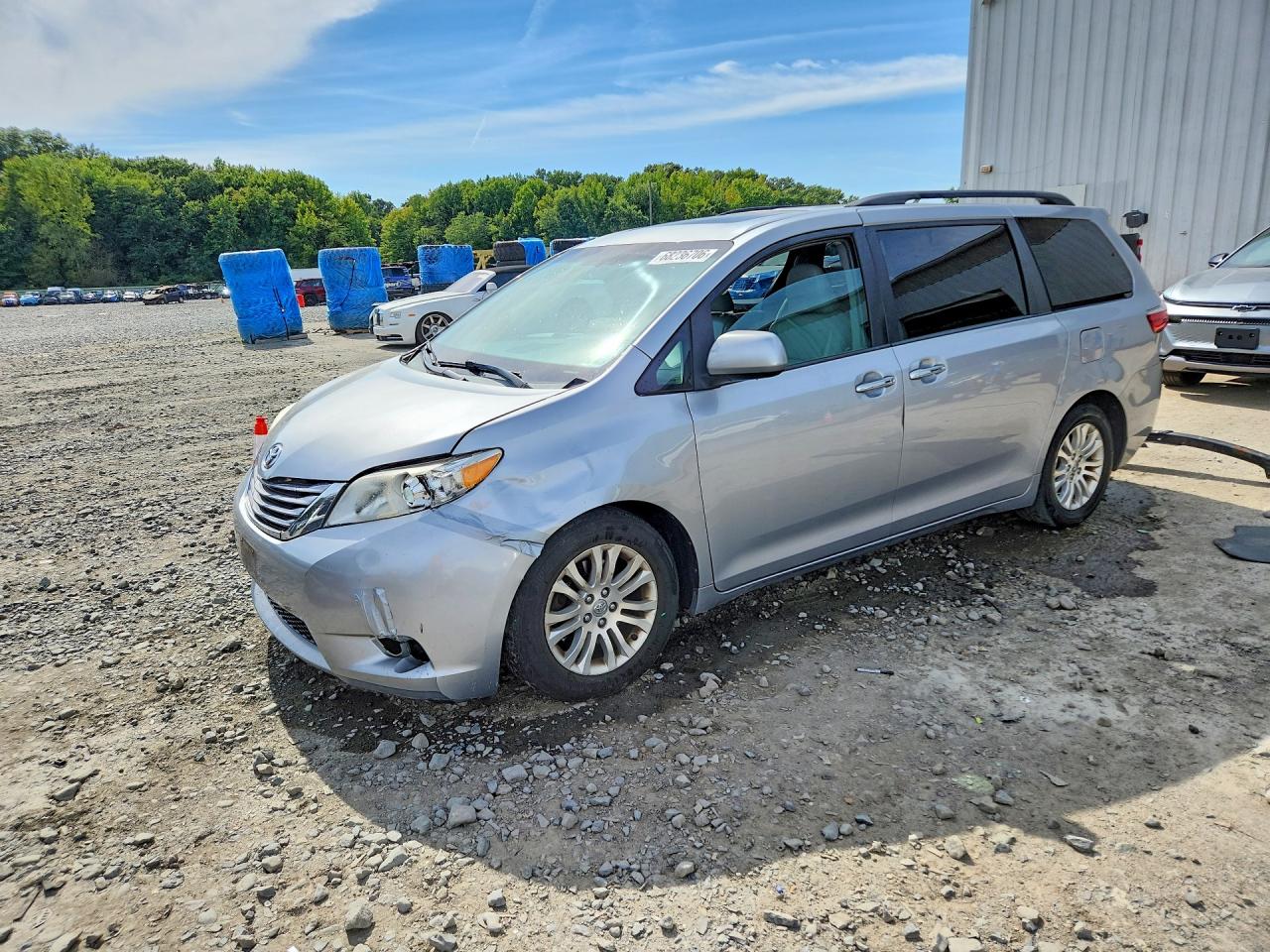 2015 TOYOTA SIENNA XLE PREMIUM 8-PASSENGER | 5TDYK3DC3FS563844 | UPCARS