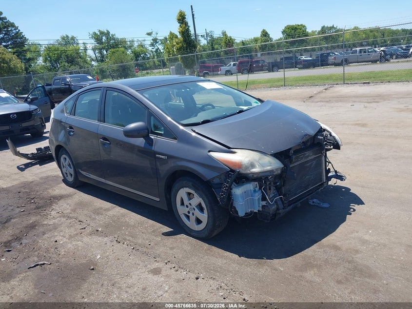 2011 TOYOTA PRIUS FOUR | JTDKN3DU1B5264410 | UPCARS