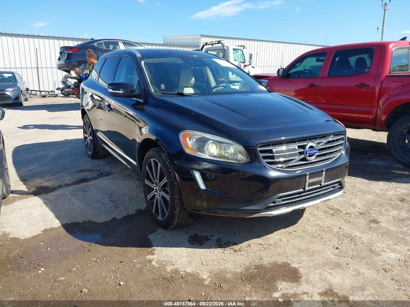 2015 VOLVO XC60 T5 PLATINUM | YV440MDM4F2676483 | UPCARS