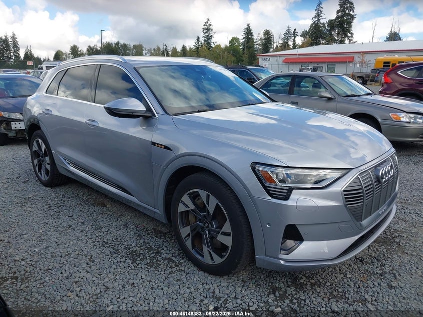 2022 AUDI E-TRON PREMIUM PLUS QUATTRO | WA1LAAGE4NB025832 | UPCARS