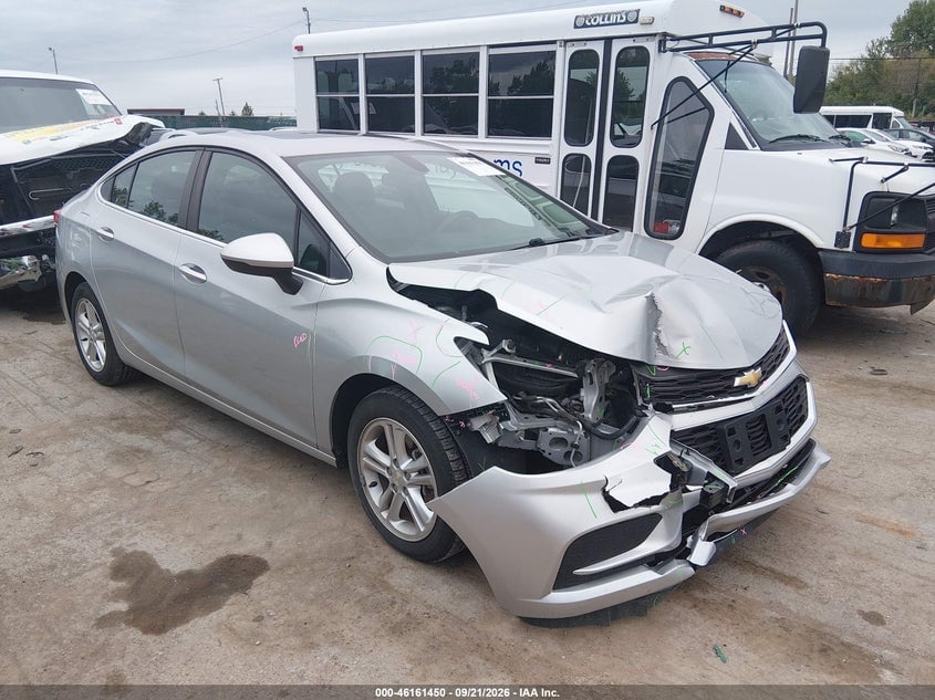 2018 CHEVROLET CRUZE LT AUTO | 1G1BE5SM1J7174152 | UPCARS