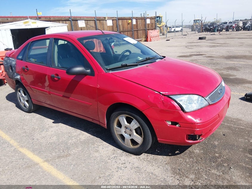 2005 FORD FOCUS ZX4 | 1FAFP34N45W305105 | UPCARS