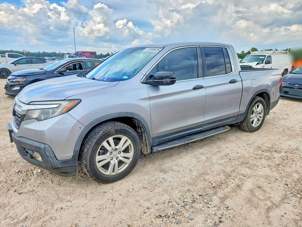 2018 HONDA RIDGELINE RT | 5FPYK2F29JB003071 | UPCARS