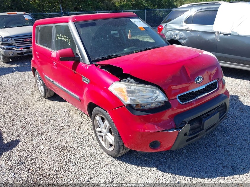 2010 KIA SOUL + | KNDJT2A28A7066067 | UPCARS