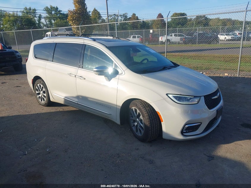 2021 CHRYSLER PACIFICA HYBRID PINNACLE | 2C4RC1N75MR565818 | UPCARS