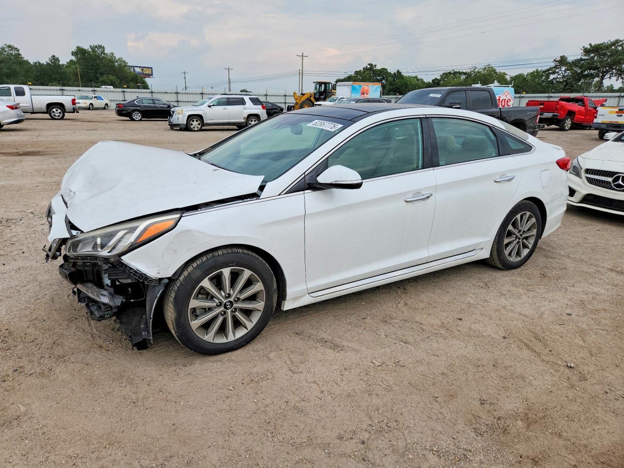 2016 HYUNDAI SONATA LIMITED | 5NPE34AF4GH327117 | UPCARS