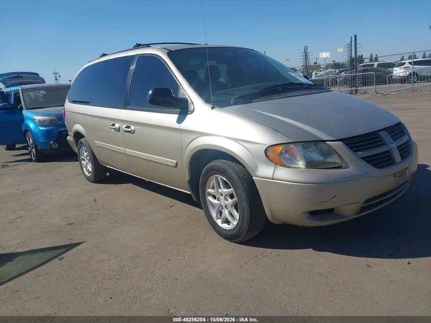 2005 DODGE GRAND CARAVAN SE | 2D8GP24R85R285639 | UPCARS