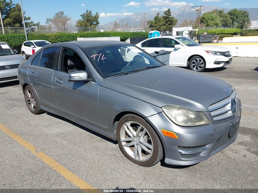 2013 MERCEDES-BENZ C 250 SPORT | WDDGF4HBXDR296789 | UPCARS