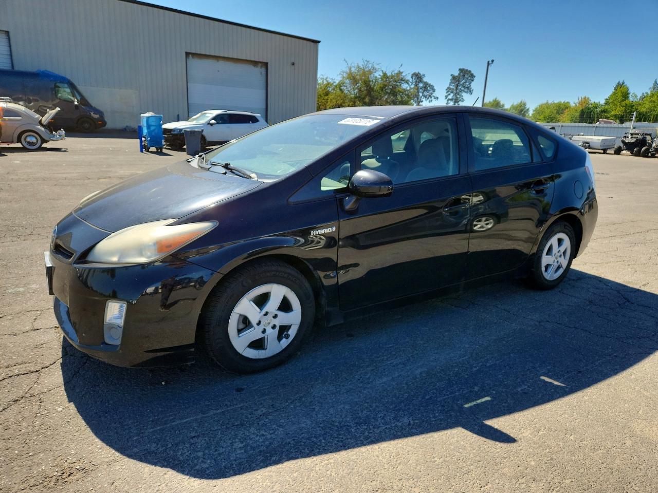 2011 TOYOTA PRIUS TWO | JTDKN3DU7B1425298 | UPCARS