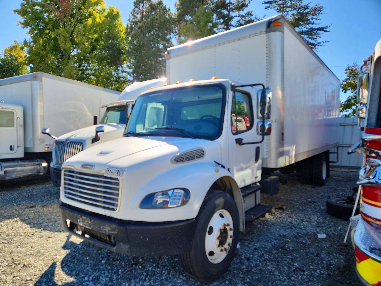 2006 FREIGHTLINER ALL OTHER BUSINESS CLASS  BOX TRUCK | 1FVACWDC46HW44425 | UPCARS