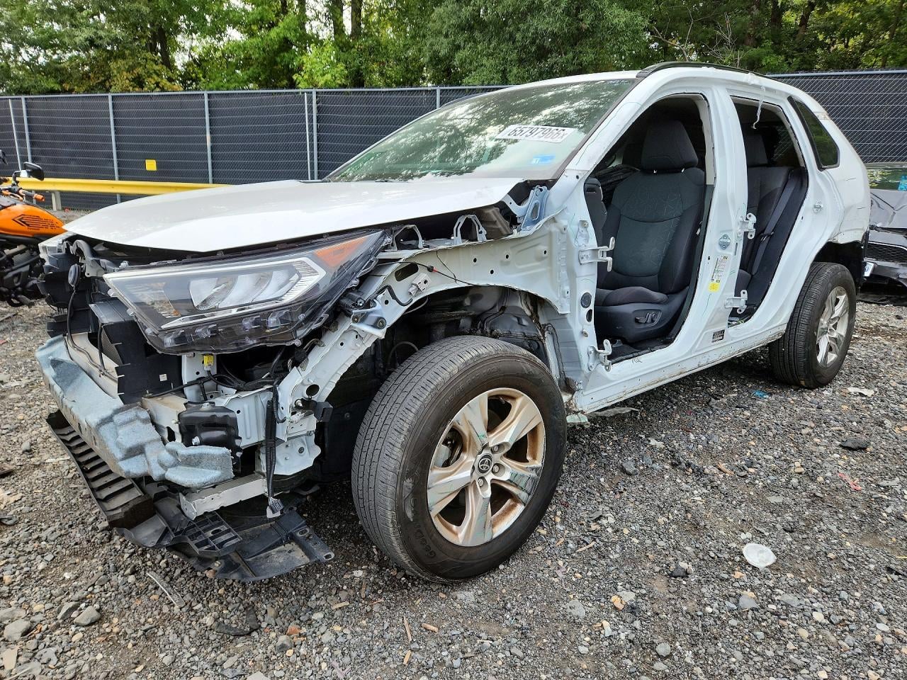 2021 TOYOTA RAV4 XLE | 2T3W1RFV0MW156569 | UPCARS