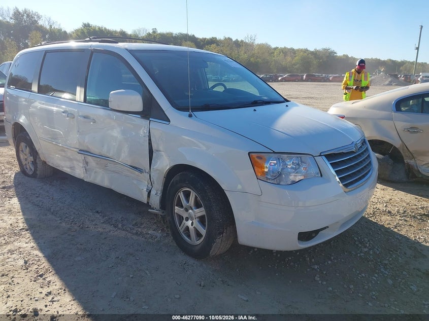 2010 CHRYSLER TOWN & COUNTRY TOURING | 2A4RR5D15AR289164 | UPCARS