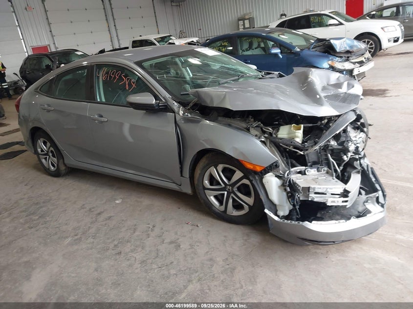 2018 HONDA CIVIC LX | 19XFC2F57JE039614 | UPCARS