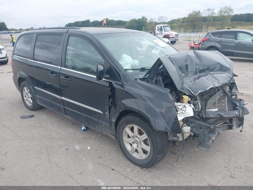 2012 CHRYSLER TOWN & COUNTRY TOURING | 2C4RC1BG5CR382955 | UPCARS