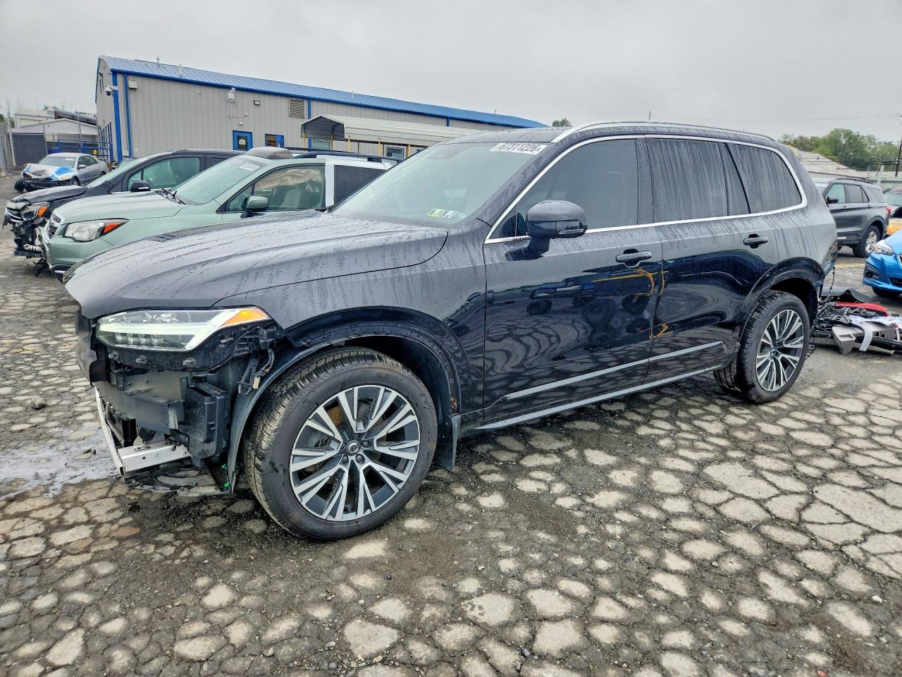 2022 VOLVO XC90 T6 MOMENTUM | YV4A221K5N1855317 | UPCARS