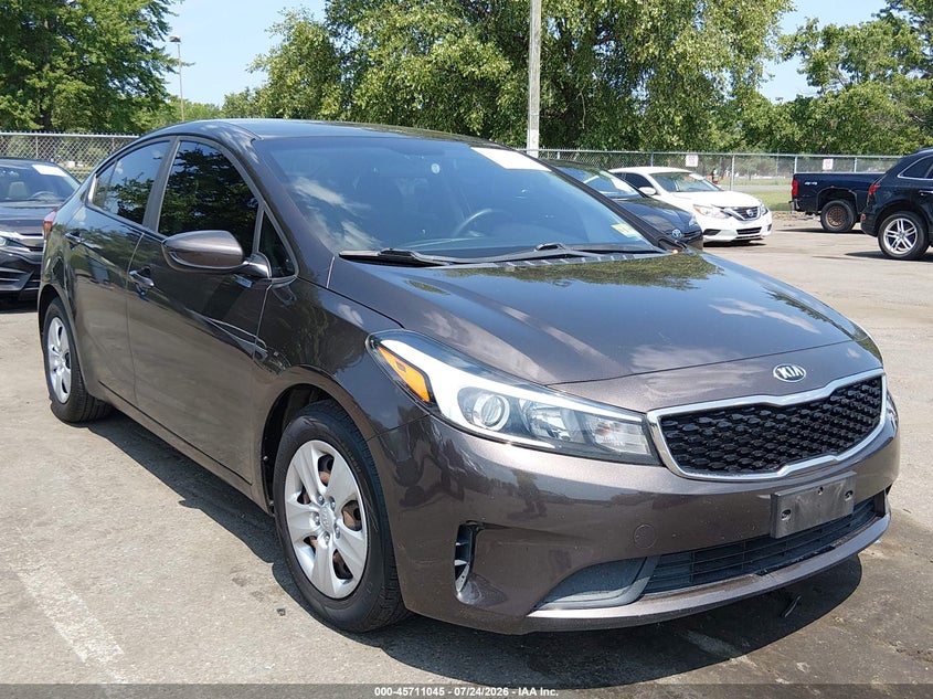 2017 KIA FORTE LX | 3KPFK4A70HE110296 | UPCARS