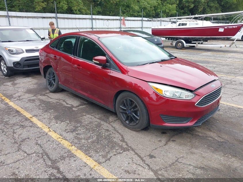 2015 FORD FOCU SE | 1FADP3F20FL226902 | UPCARS
