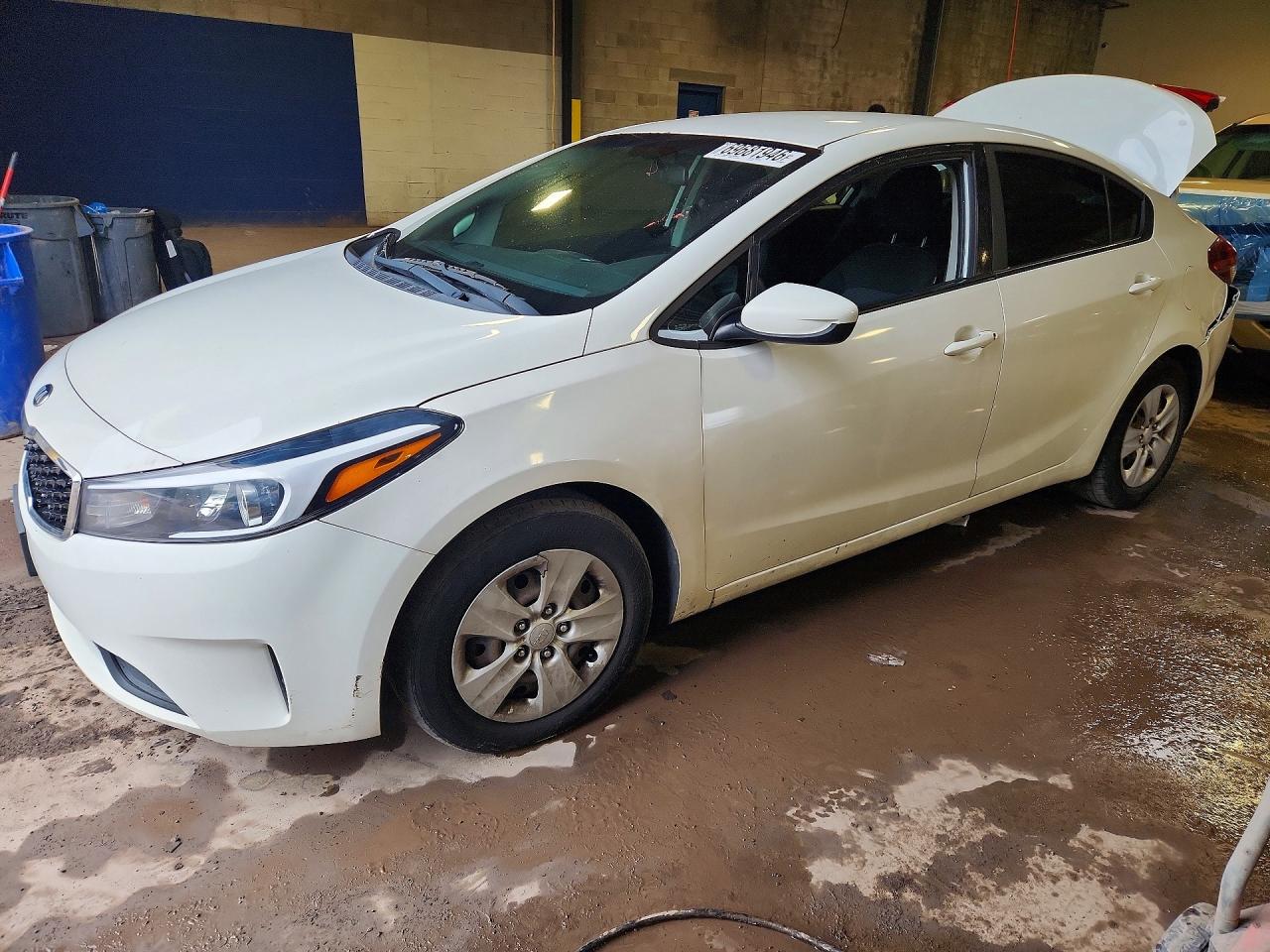 2017 KIA FORTE LX | 3KPFK4A72HE095509 | UPCARS