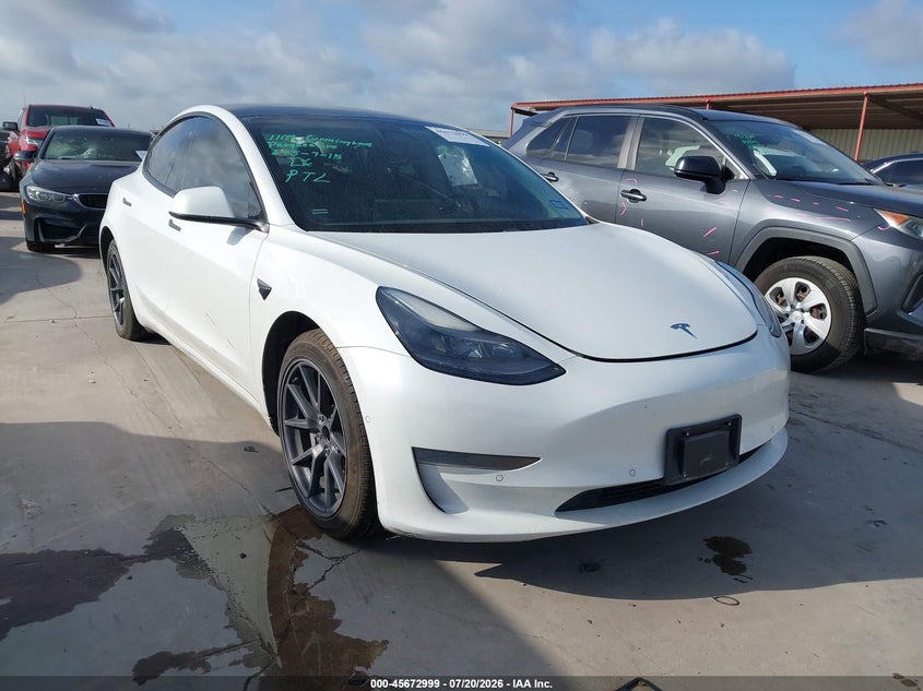 2021 TESLA MODEL 3 STANDARD RANGE PLUS REAR-WHEEL DRIVE | 5YJ3E1EA2MF027438 | UPCARS