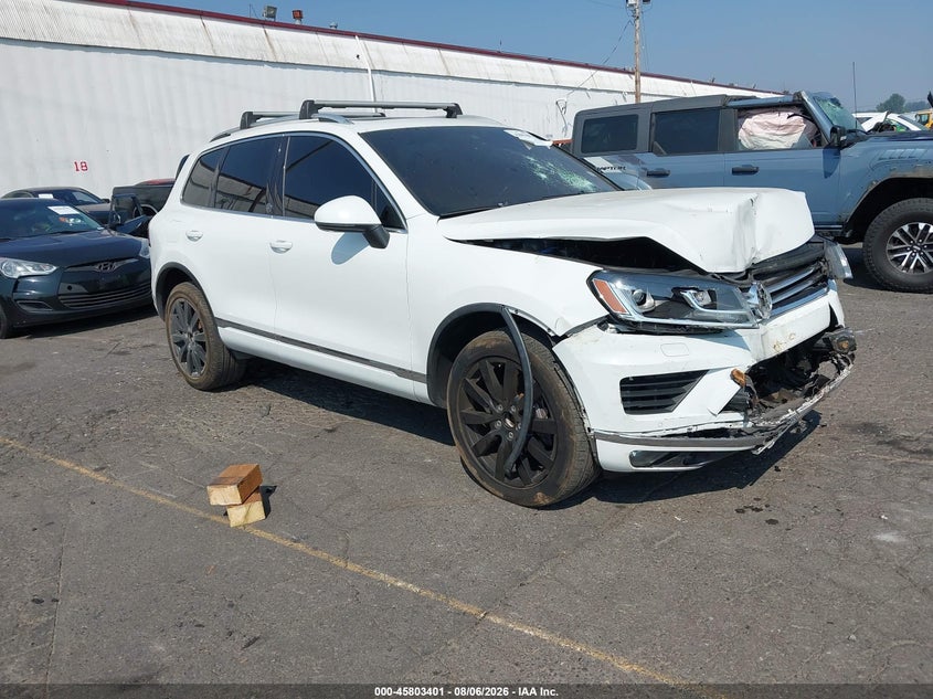 2017 VOLKSWAGEN TOUAREG V6 WOLFSBURG EDITION | WVGRF7BP3HD000146 | UPCARS