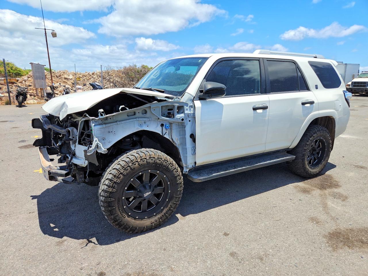 2019 TOYOTA 4RUNNER SR5 | JTEZU5JR9K5206215 | UPCARS