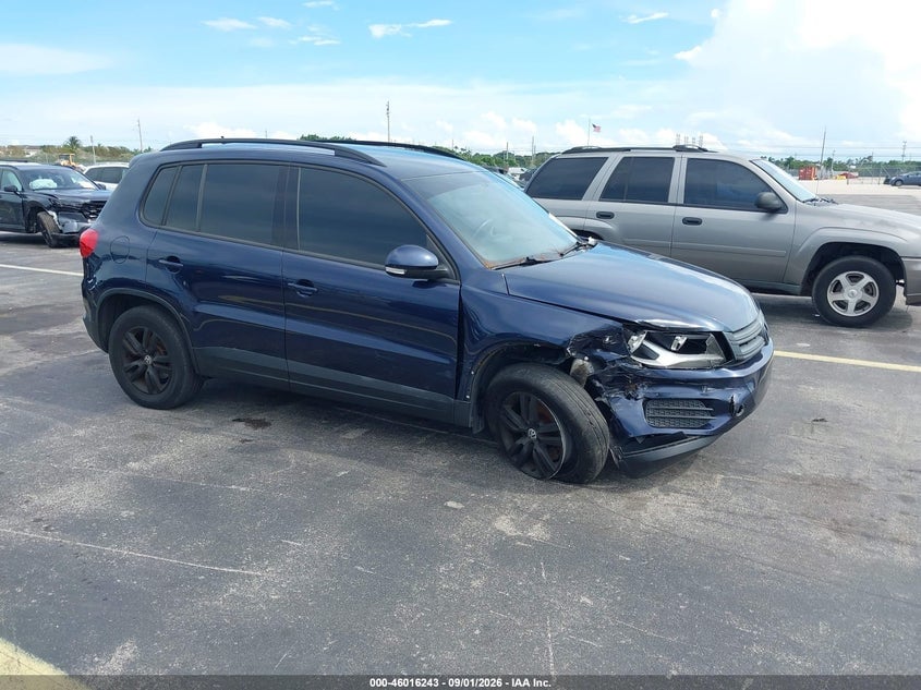 2016 VOLKSWAGEN TIGUAN S | WVGBV7AX5GW565183 | UPCARS