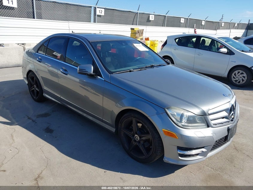 2013 MERCEDES-BENZ C 250 SPORT | WDDGF4HB8DR254654 | UPCARS