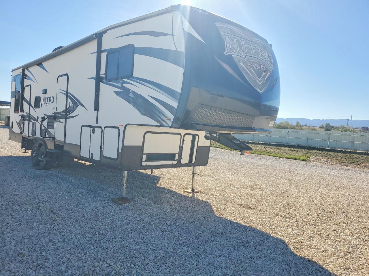 2017 FOREST RIVER NITRO XLR CAMPER | 4X4FXLE2XHF162058 | UPCARS