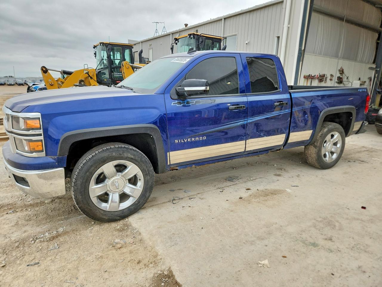 2014 CHEVROLET SILVERADO K1500 LT | 1GCVKREC2EZ263746 | UPCARS