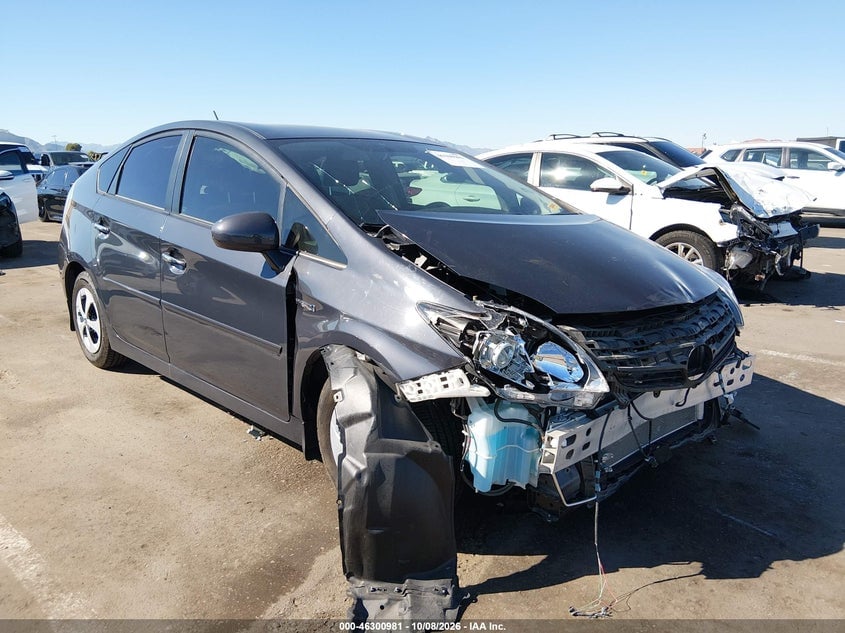 2015 TOYOTA PRIUS THREE | JTDKN3DU6F0414983 | UPCARS
