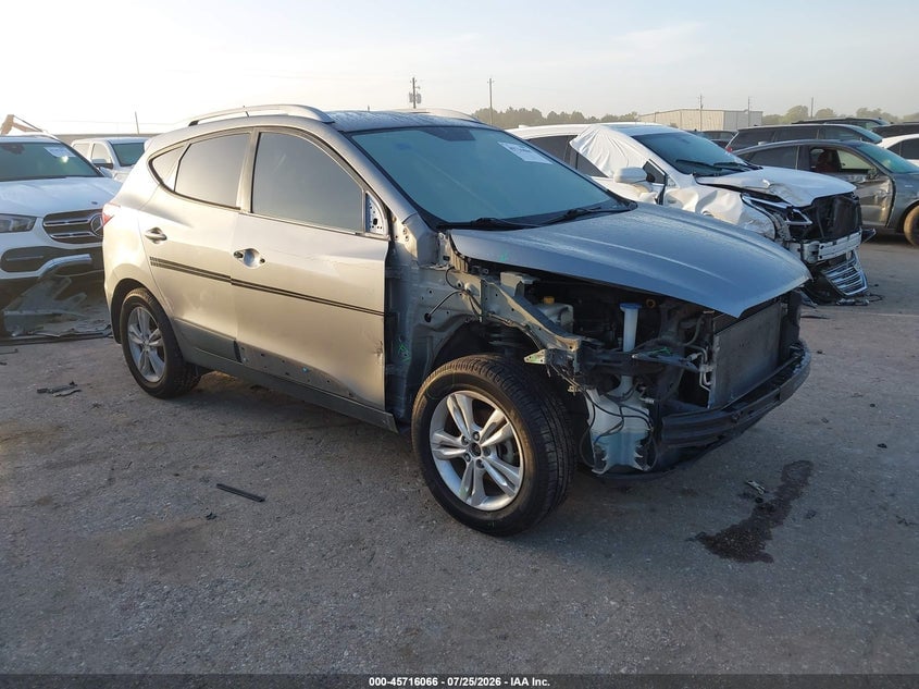 2010 HYUNDAI TUCSON GLS | KM8JU3AC0AU110278 | UPCARS