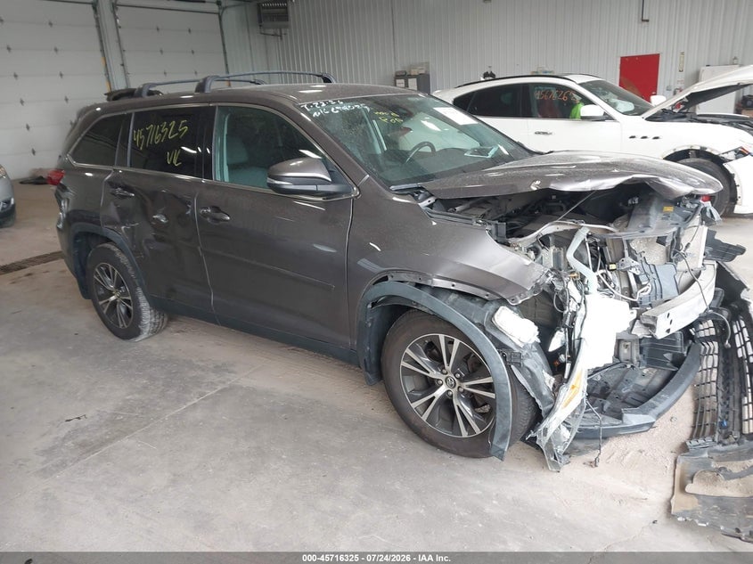 2019 TOYOTA HIGHLANDER LE PLUS | 5TDBZRFH9KS961485 | UPCARS