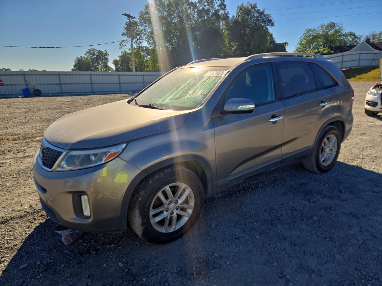 2015 KIA SORENTO LX | 5XYKT4A68FG623508 | UPCARS