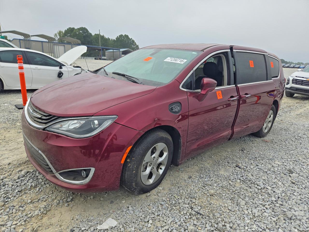 2018 CHRYSLER PACIFICA HYBRID TOURING PLUS | 2C4RC1H71JR236606 | UPCARS