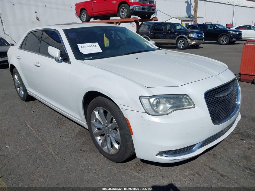 2015 CHRYSLER 300 TOURING | 2C3CCARG1FH792887 | UPCARS