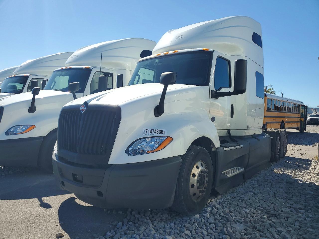 2022 INTERNATIONAL ALL OTHER SEMI TRUCK | 3HSDZAPRXNN548708 | UPCARS