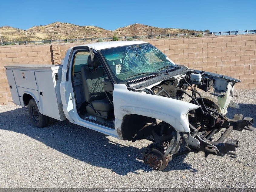 2007 GMC SIERRA 2500HD WORK TRUCK | 1GDHC24U27E176186 | UPCARS