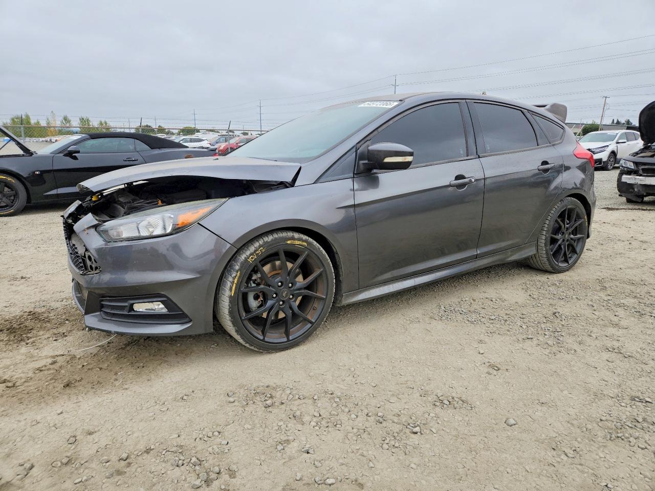 2017 FORD FOCU ST | 1FADP3L9XHL292832 | UPCARS